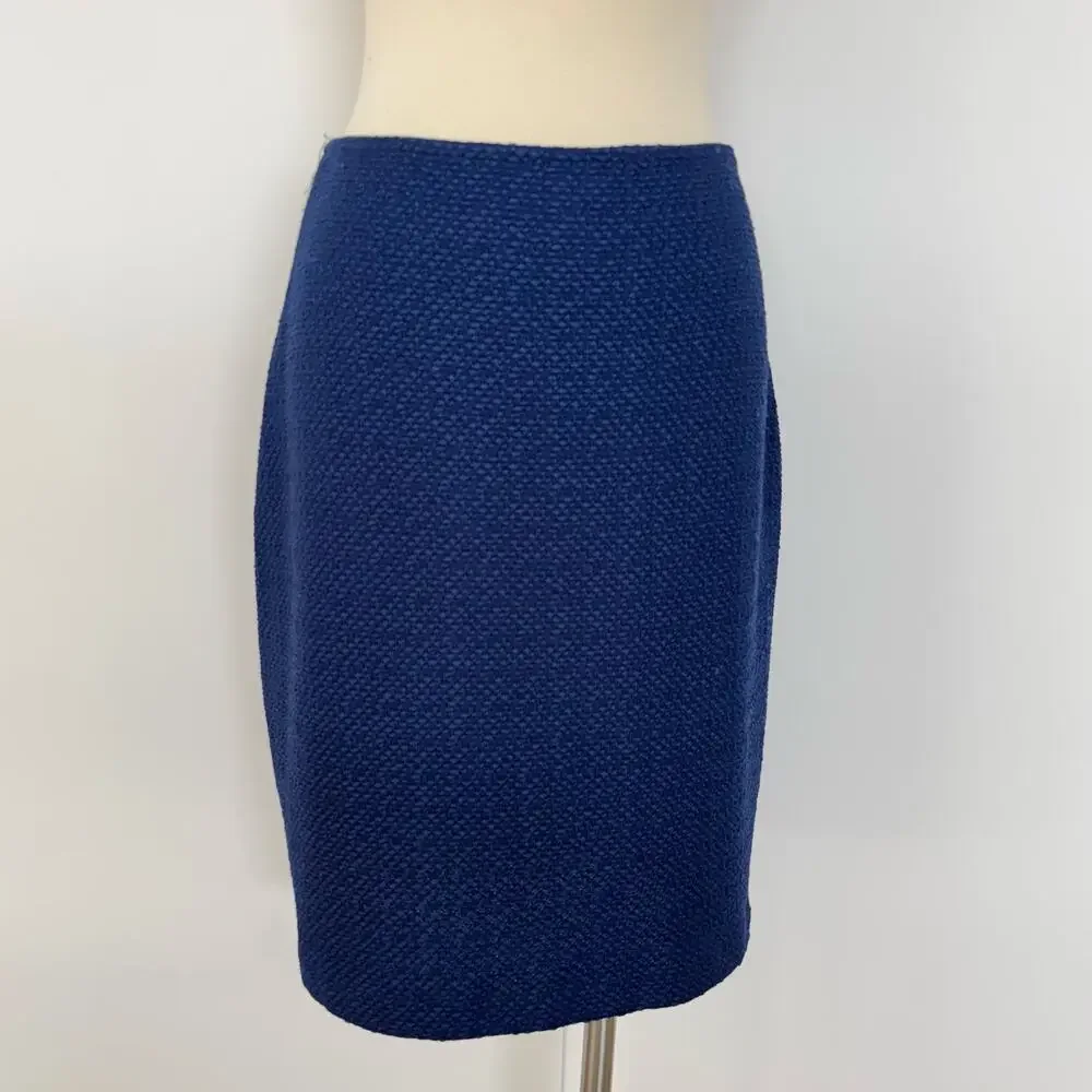 St. John Textured Wool Blend Pencil Skirt Navy/Blue Size: 10